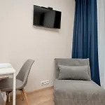 Apartment Functional & Cozy Close To The Center With Balcony By Renters *