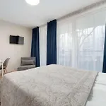 Functional & Cozy Close To The Center With Balcony By Renters * Warschau
