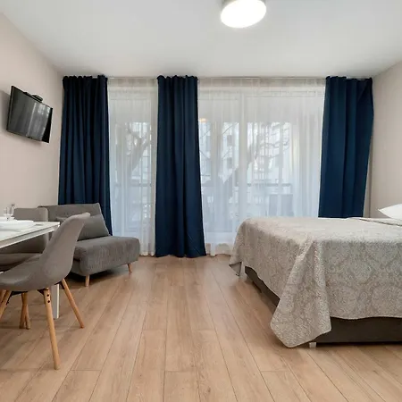Functional & Cozy Close To The Center With Balcony By Renters * Warszawa