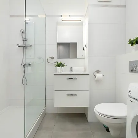 Lejlighed Functional & Cozy Close To The Center With Balcony By Renters *